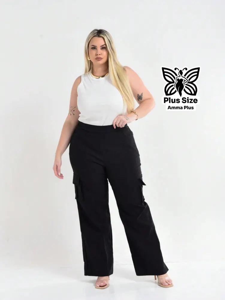 Calça Cargo Reta Com Bolsos Laterais Utilitários Plus Size - Amma Plus