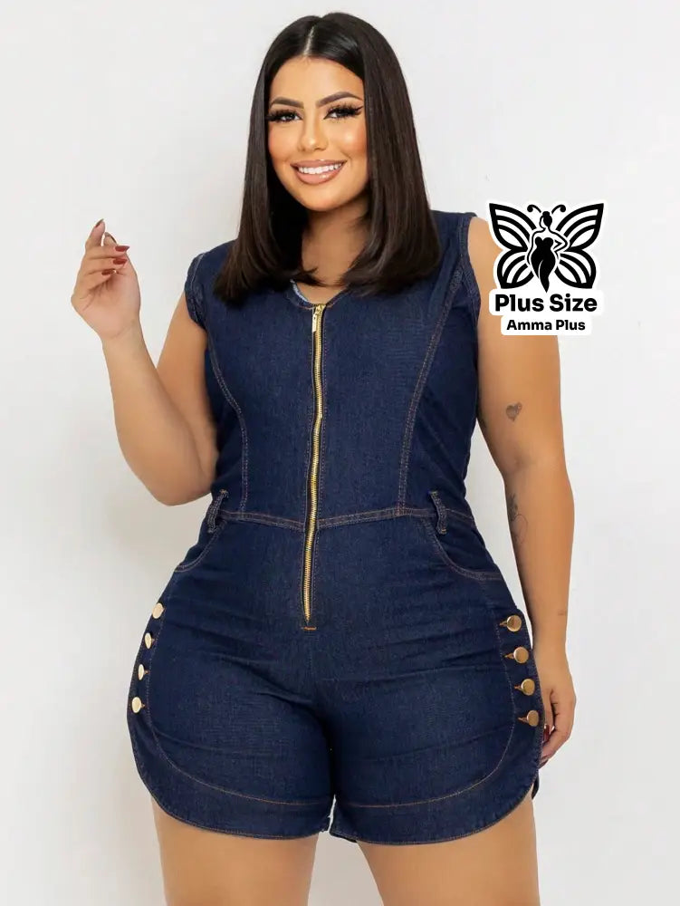 Macaquinho Jeans Sem Manga Com Zíper E Botões Laterais Plus Size - Amma Plus