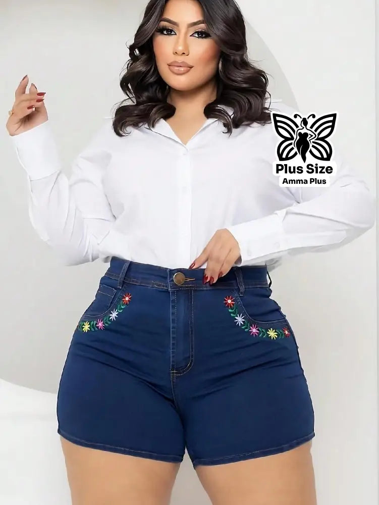 Short Jeans Com Florzinha Cintura Alta Bordado Floral Plus Size - Amma Plus