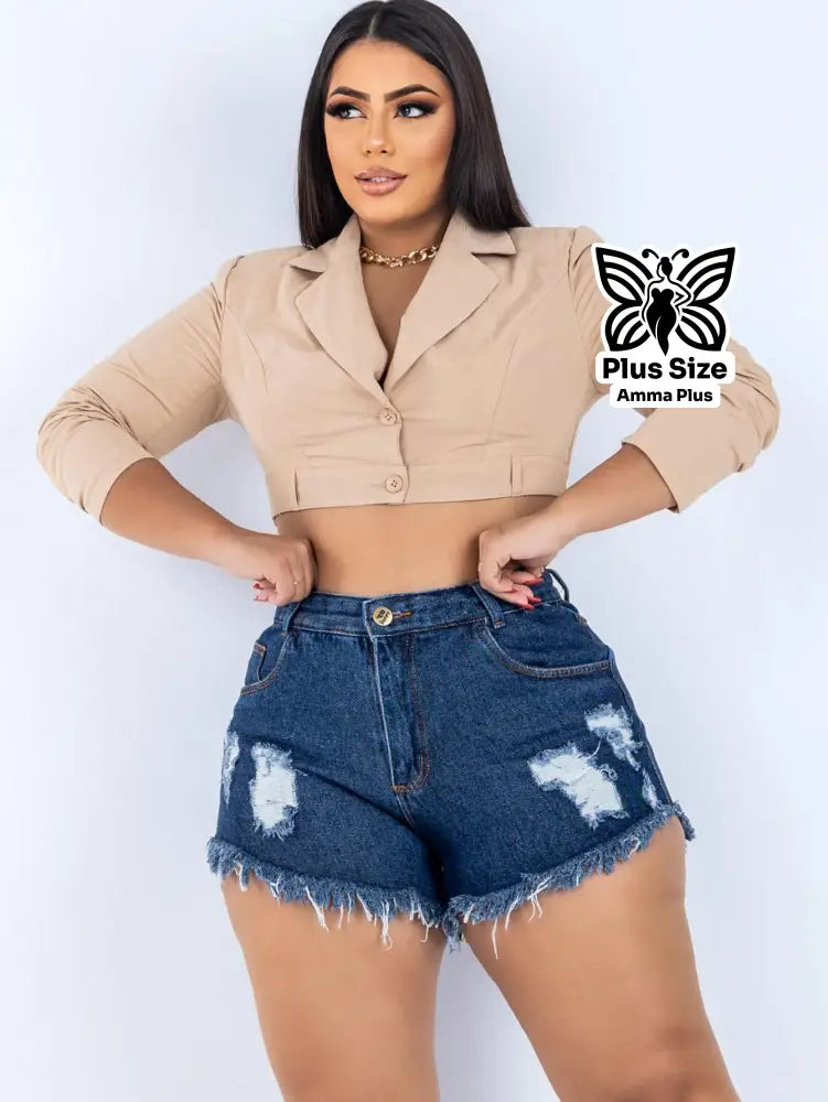 Short Jeans Destroyed Azul Botão Dourado Cintura Alta Barra Desfiada Plus Size - Amma Plus