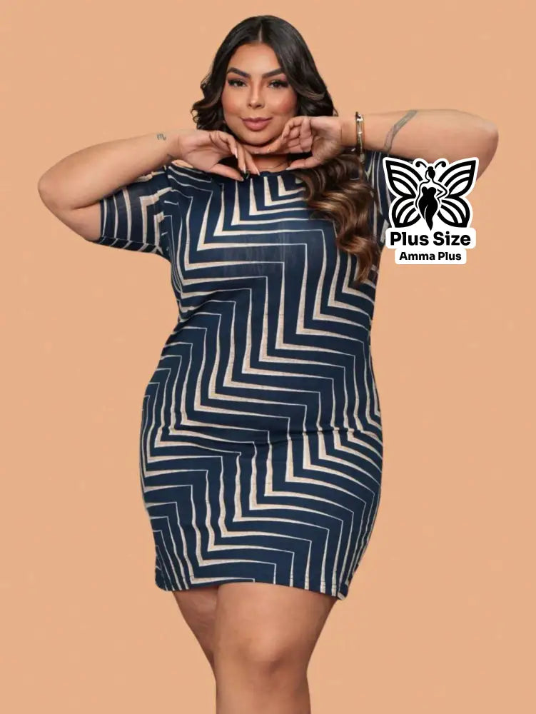Vestido Curto Estampado Com Manga Curta Plus Size