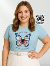 Blusa Estampada Borboleta Frase Inspiradora Plus Size - Amma Plus