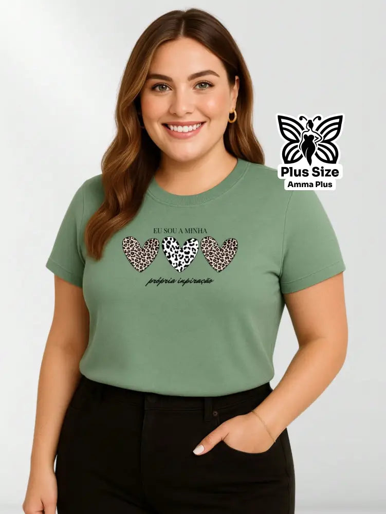 Blusa Estampada Corações Frase Inspiração Plus Size - Amma Plus