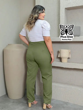 Calça Alfaiataria Reta Com Fecho E Botão Plus Size - Amma Plus