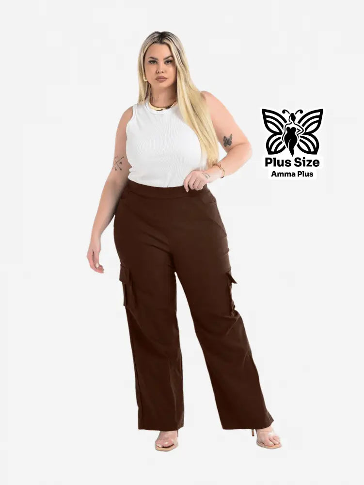 Calça Cargo Reta Com Bolsos Laterais Utilitários Plus Size - Amma Plus