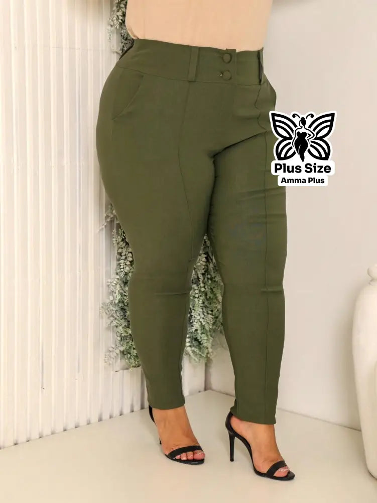 Calça Skinny Alfaiatada Com Botões E Bolsos Plus Size - Amma Plus