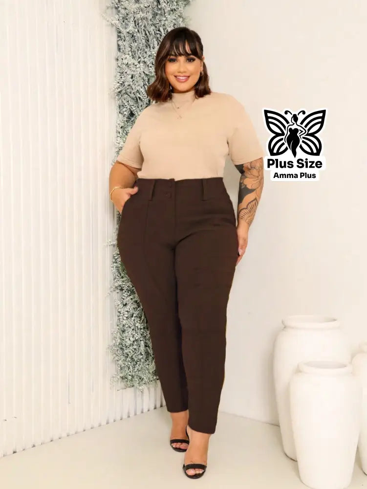 Calça Skinny Alfaiatada Com Botões E Bolsos Plus Size - Amma Plus