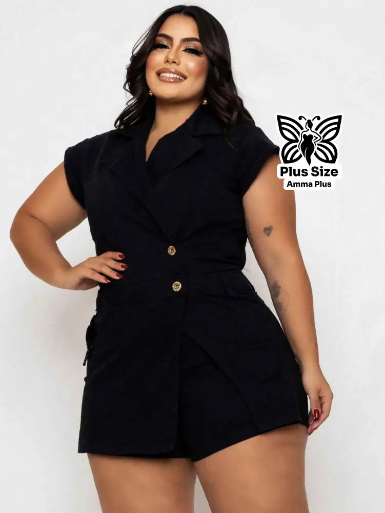 Macaquinho Curto Estilo Blazer Com Botões Plus Size