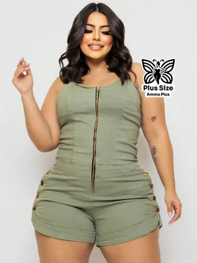 Macaquinho Jeans Curto Com Botões Laterais Plus Size - Amma Plus