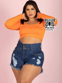 Short Jeans Escuro Com Cintura Alta Barra Desfiada Plus Size - Amma Plus