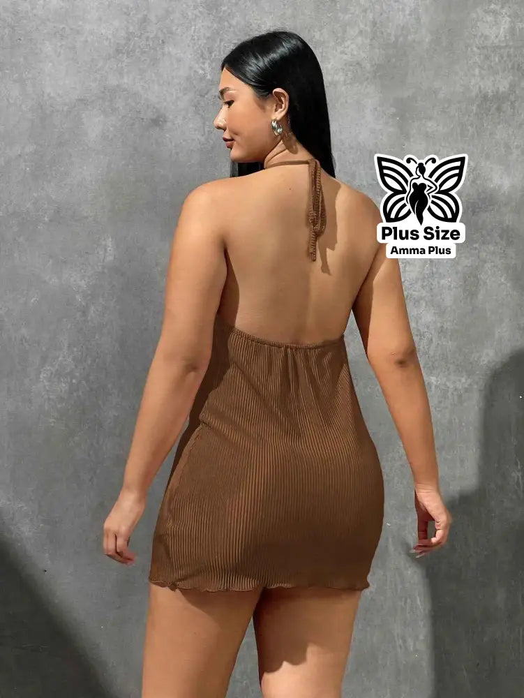 Vestido Curto Canelado Halter Neck Sem Manga Plus Size