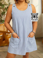 Vestido Curto Listrado Sem Mangas Com Bolsos Plus Size - Amma Plus