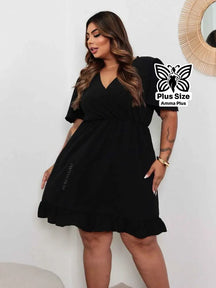 Vestido Curto Transpassado Com Babado Plus Size
