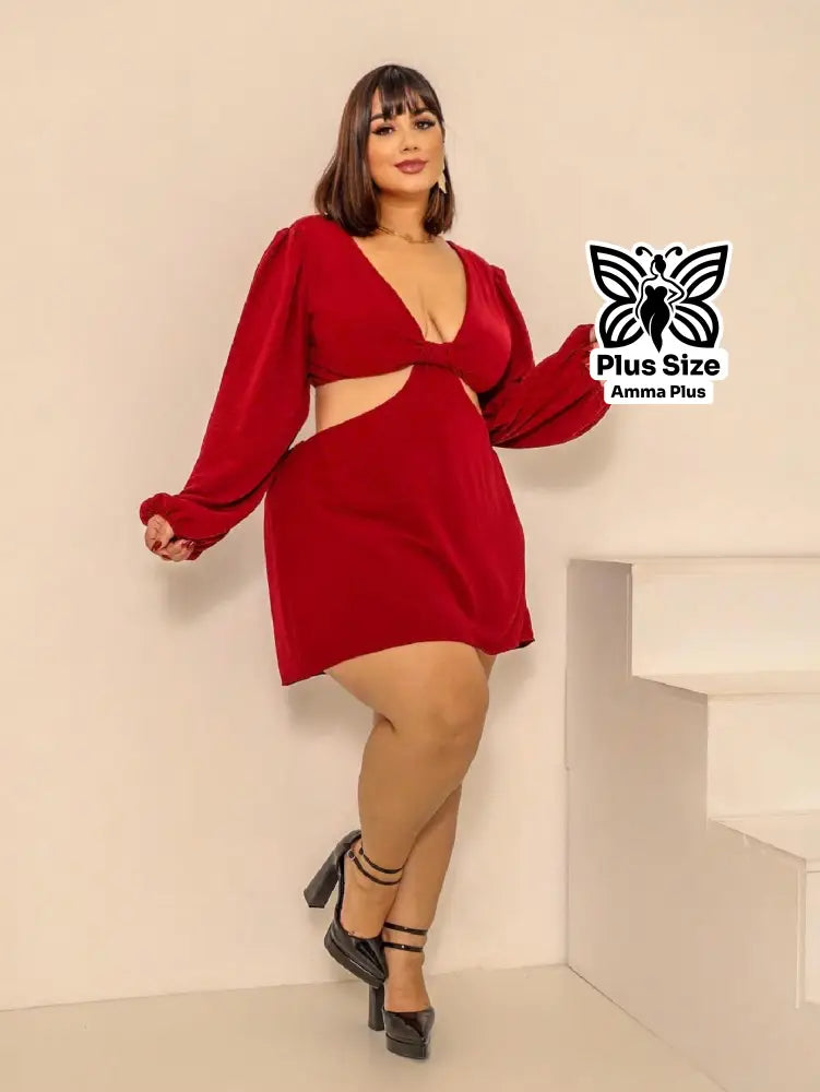 Vestido Macaquinho Manga Longa Com Recorte E Decote V Plus Size - Amma Plus